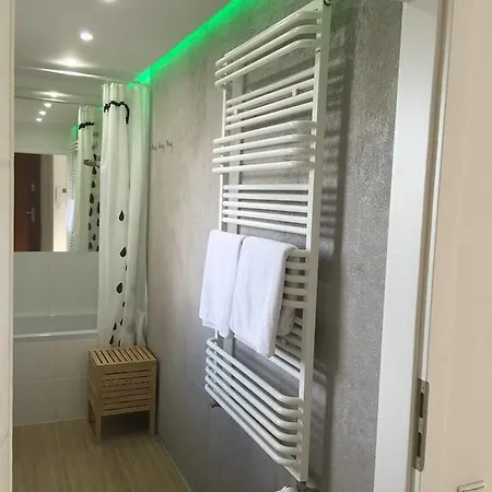 Silver Ii Waterlane Appartamento Danzica